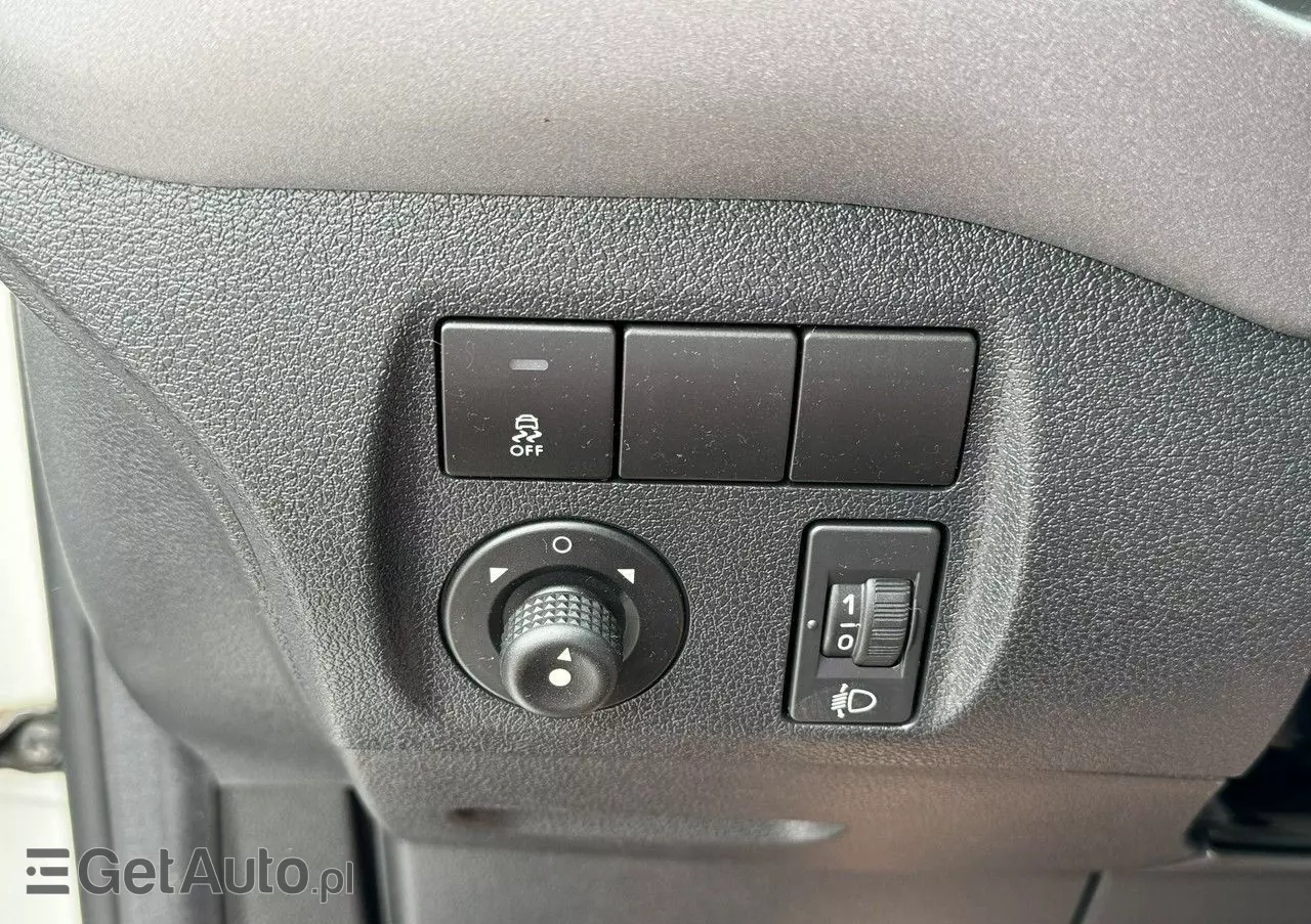 PEUGEOT Partner 1.6 BlueHDi Active