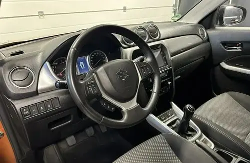 SUZUKI Vitara 