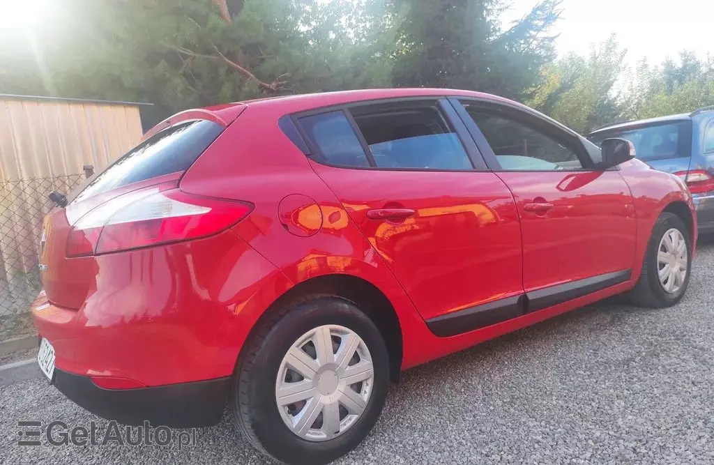 RENAULT Megane 