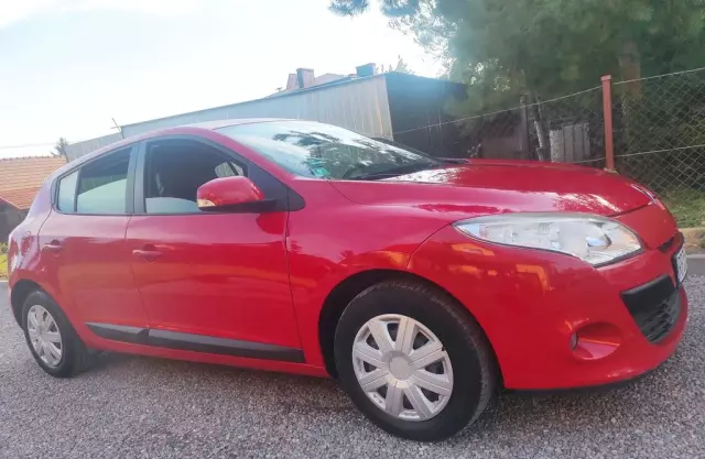 RENAULT Megane 
