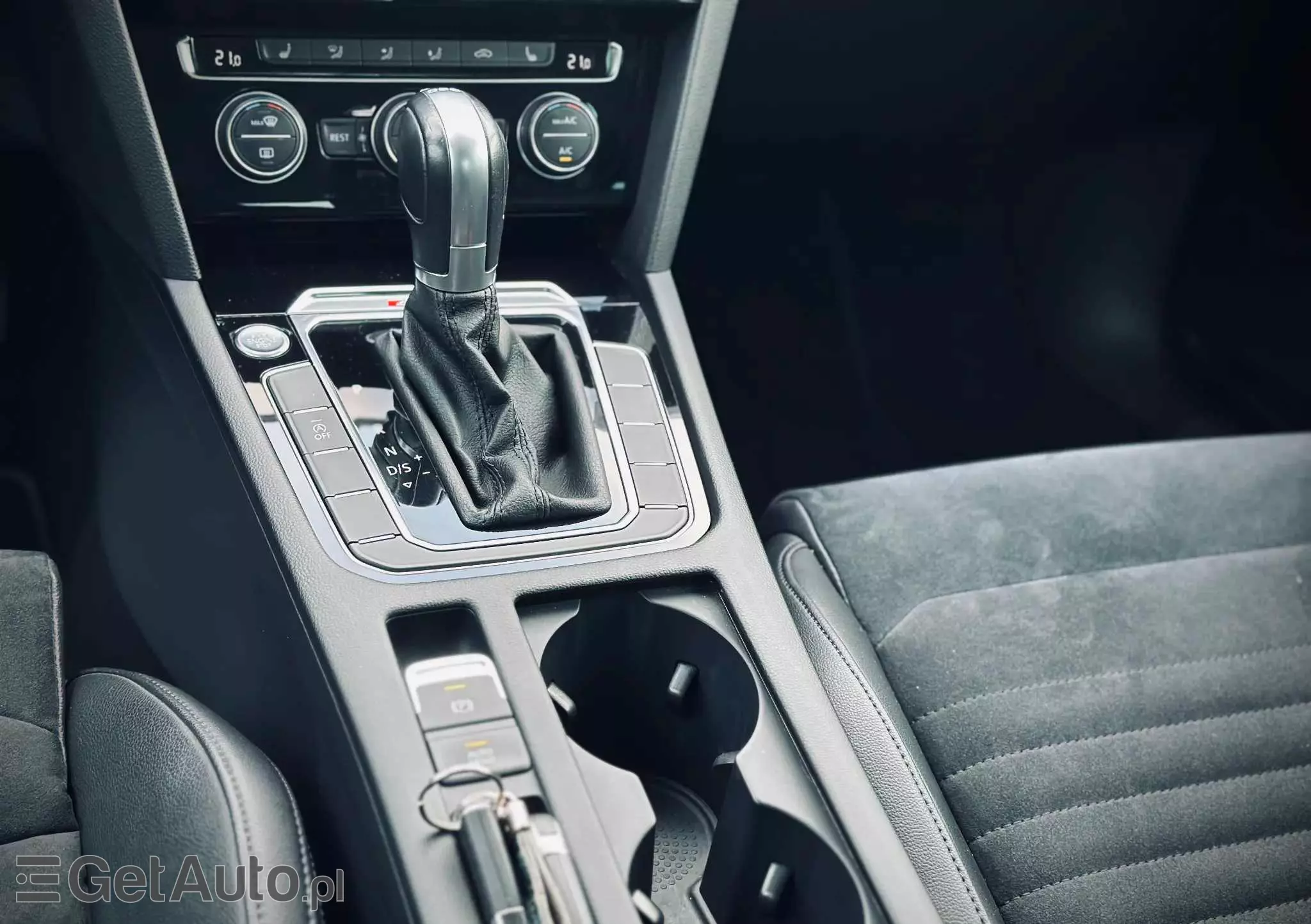 VOLKSWAGEN Passat 2.0 TDI BMT SCR 4Mot Highline DSG7