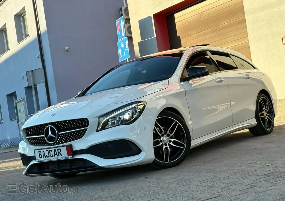 MERCEDES-BENZ CLA 200 7G-DCT AMG Line