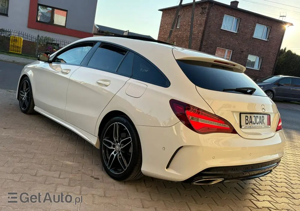 MERCEDES-BENZ CLA 200 7G-DCT AMG Line