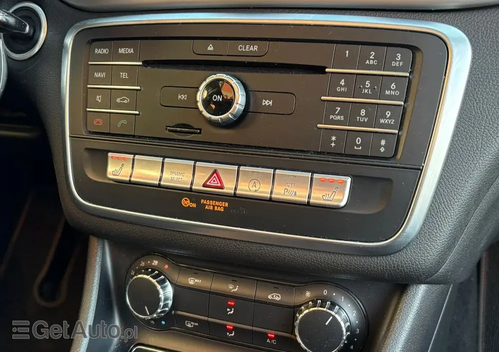 MERCEDES-BENZ CLA 200 7G-DCT AMG Line