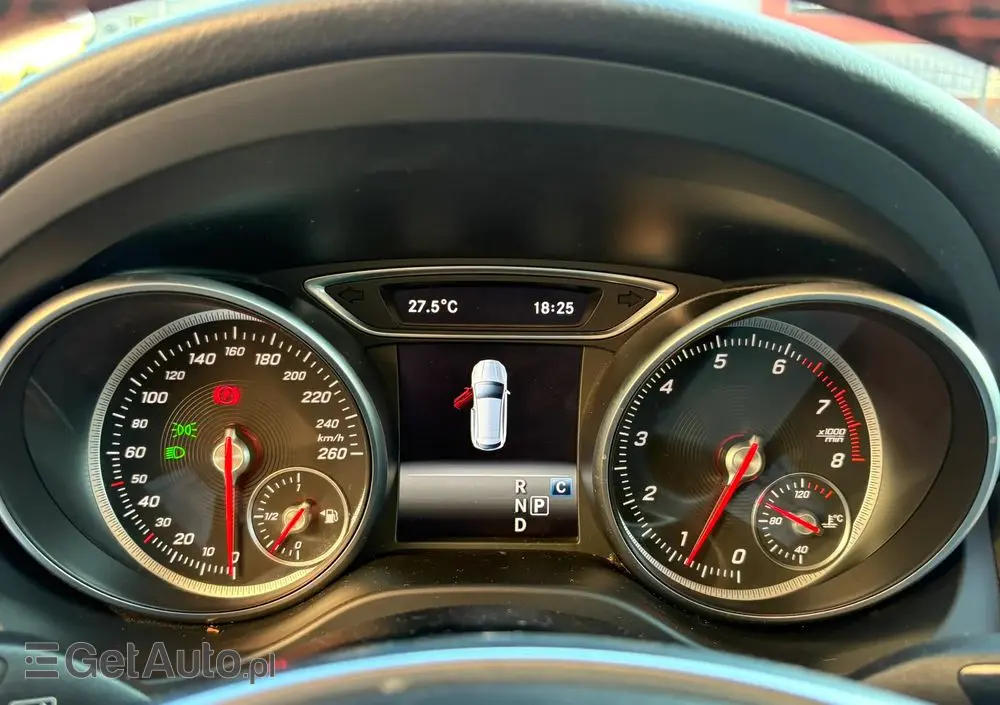 MERCEDES-BENZ CLA 200 7G-DCT AMG Line