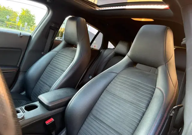 MERCEDES-BENZ CLA 200 7G-DCT AMG Line