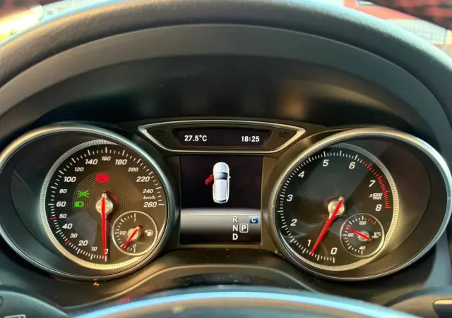 MERCEDES-BENZ CLA 200 7G-DCT AMG Line