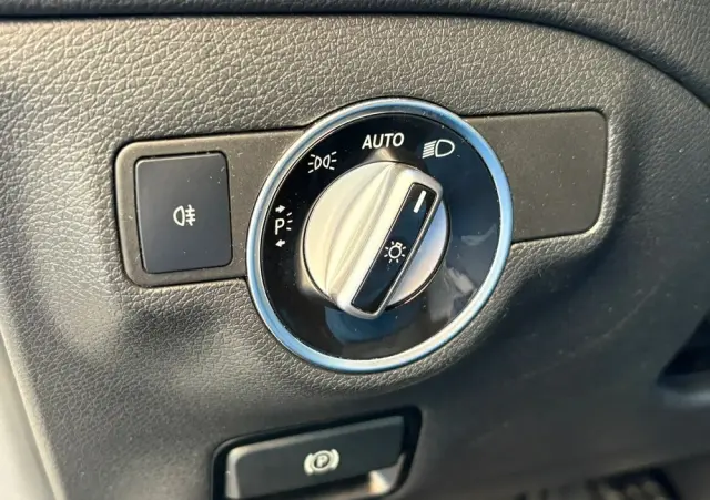 MERCEDES-BENZ CLA 200 7G-DCT AMG Line