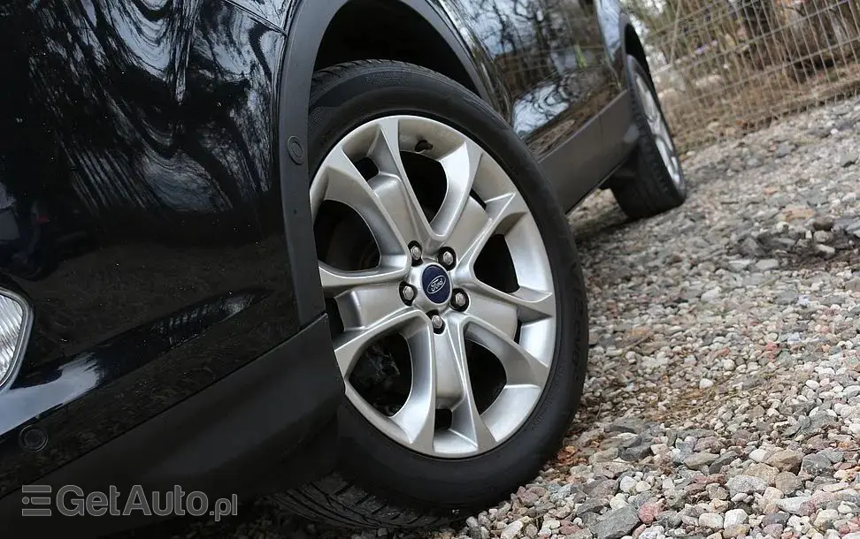 FORD Kuga 1.6 EcoBoost 2x4 Titanium