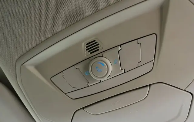 FORD Kuga 1.6 EcoBoost 2x4 Titanium