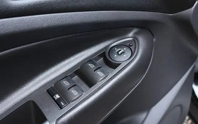 FORD Kuga 1.6 EcoBoost 2x4 Titanium