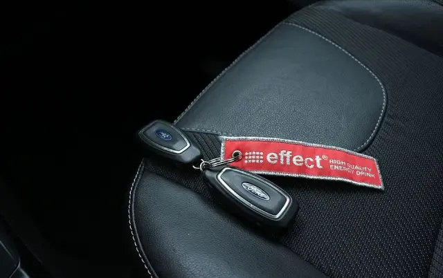 FORD Kuga 1.6 EcoBoost 2x4 Titanium