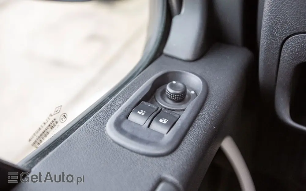 RENAULT Master 2.3 KONTENER MEBLOWÓZ *Silnik 1-turbo* 