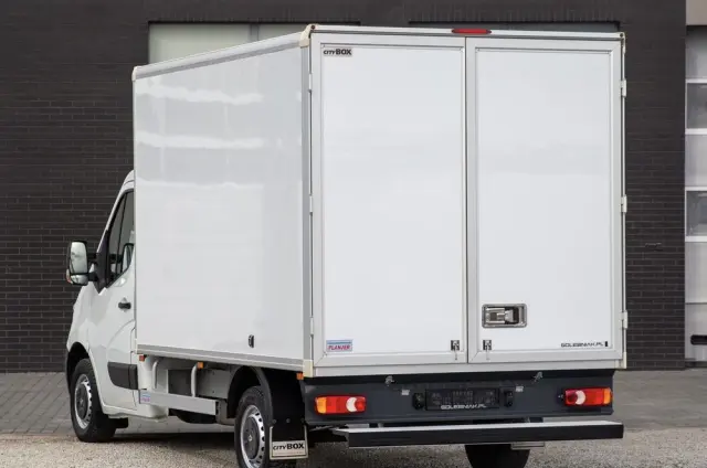 RENAULT Master 2.3 KONTENER MEBLOWÓZ *Silnik 1-turbo* 