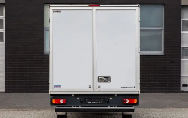 RENAULT Master 2.3 KONTENER MEBLOWÓZ *Silnik 1-turbo* 