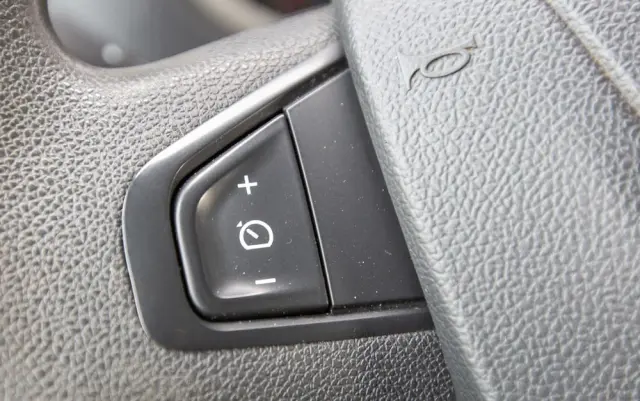 RENAULT Master 2.3 KONTENER MEBLOWÓZ *Silnik 1-turbo* 