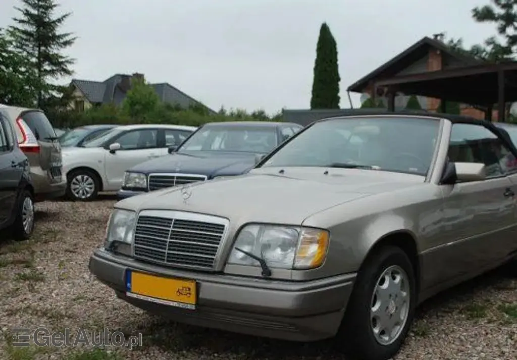 MERCEDES-BENZ Klasa E 