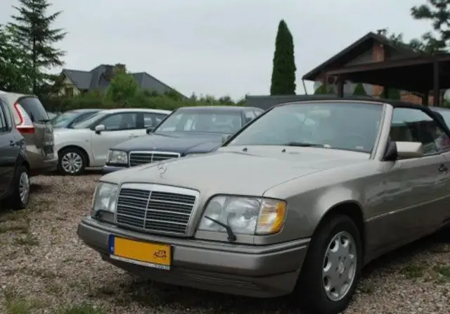 MERCEDES-BENZ Klasa E 