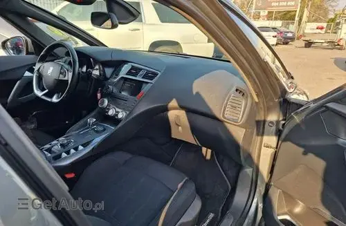 CITROEN DS5 