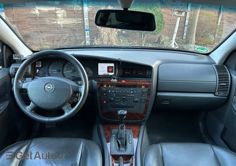 OPEL Omega 