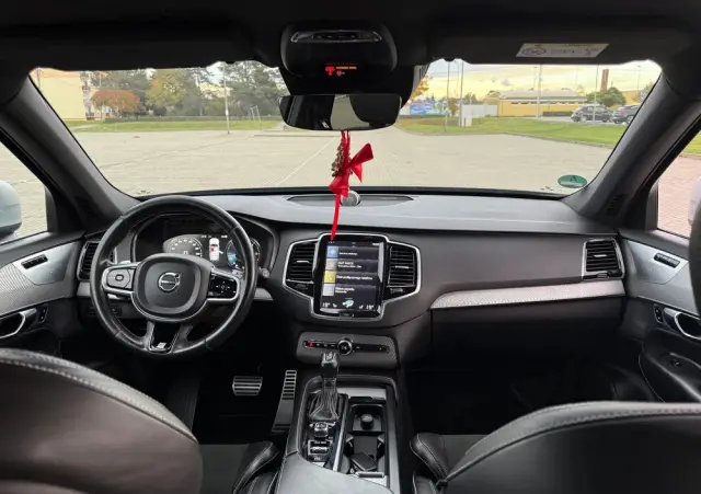 VOLVO XC 90 D5 AWD R-Design