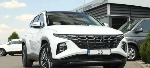 HYUNDAI Tucson 