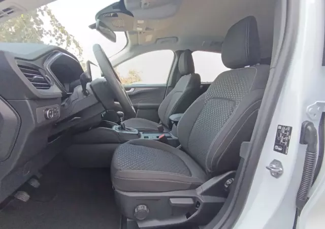 FORD Kuga 1.5 EcoBoost FWD Titanium