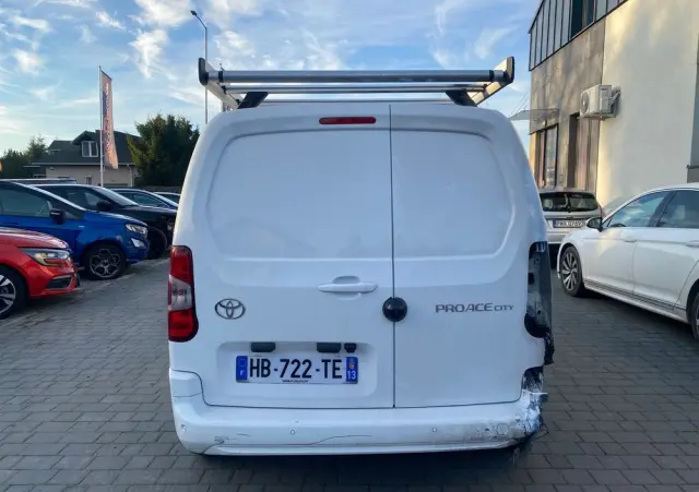 TOYOTA PROACE 