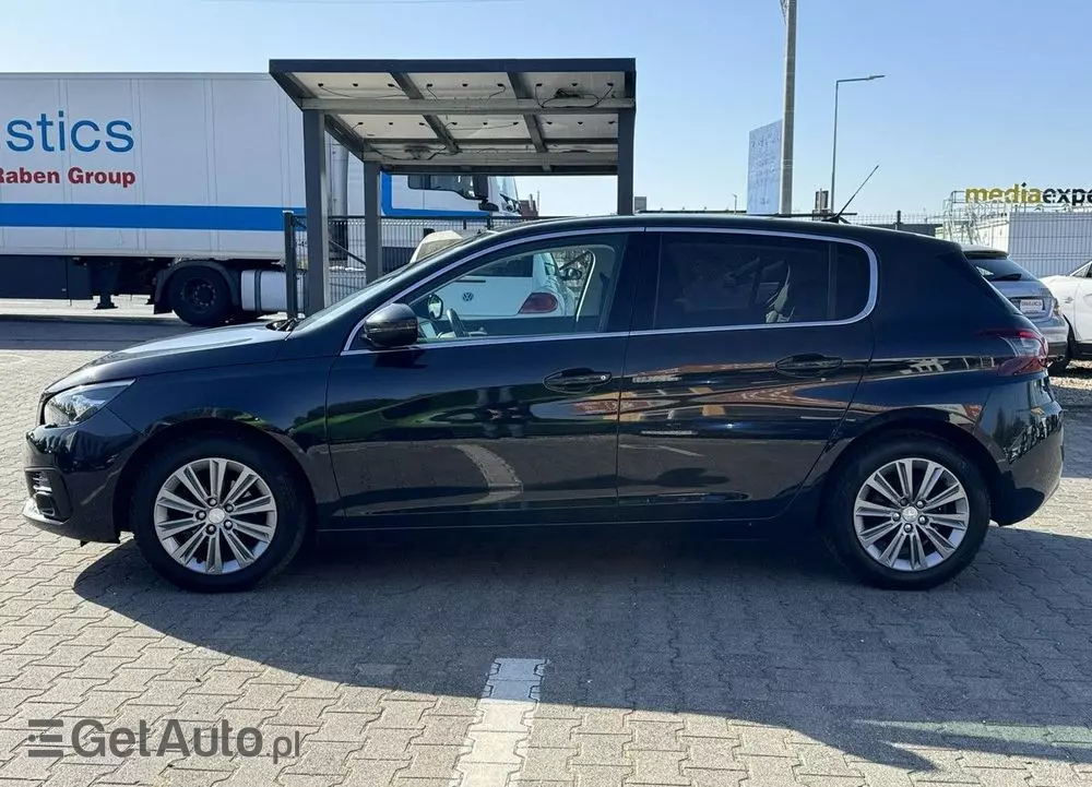 PEUGEOT 308 1.2 PureTech Business Line S&S