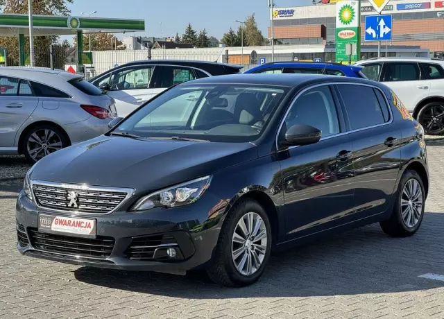 PEUGEOT 308 1.2 PureTech Business Line S&S