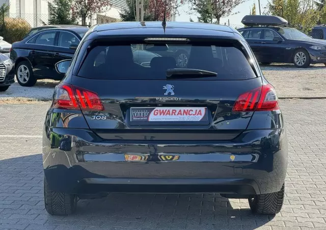 PEUGEOT 308 1.2 PureTech Business Line S&S