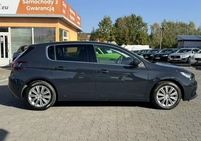 PEUGEOT 308 1.2 PureTech Business Line S&S