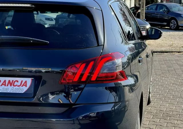 PEUGEOT 308 1.2 PureTech Business Line S&S