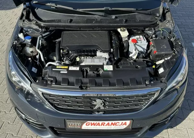 PEUGEOT 308 1.2 PureTech Business Line S&S