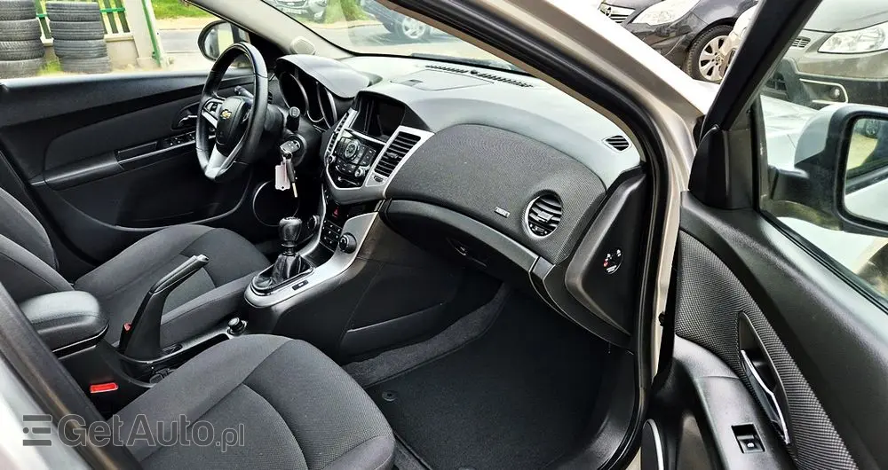 CHEVROLET Cruze 1.6