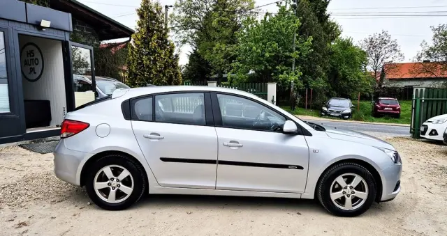 CHEVROLET Cruze 1.6