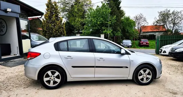 CHEVROLET Cruze 1.6