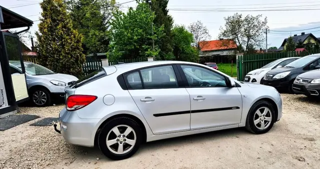 CHEVROLET Cruze 1.6