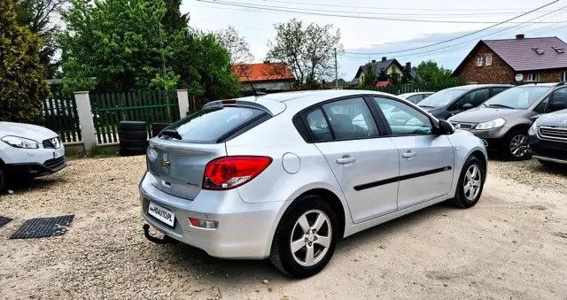 CHEVROLET Cruze 1.6