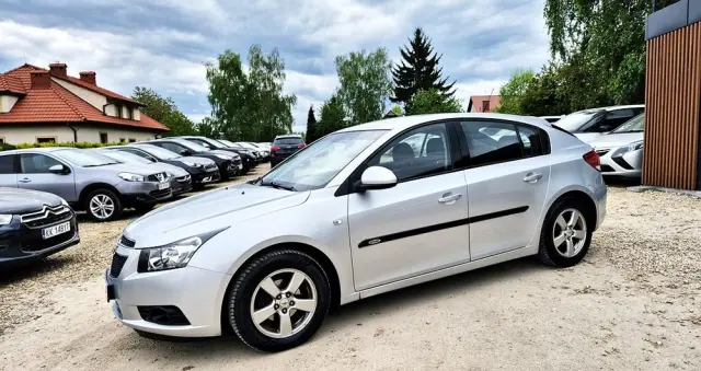 CHEVROLET Cruze 1.6
