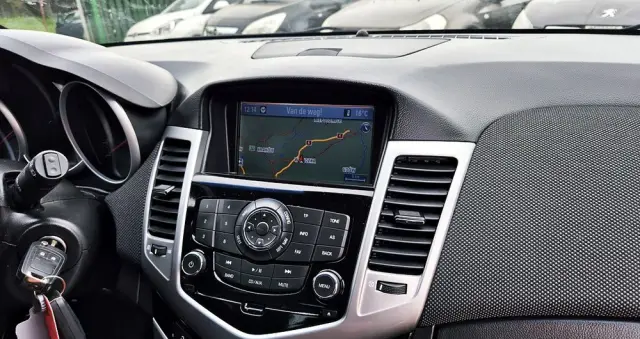 CHEVROLET Cruze 1.6