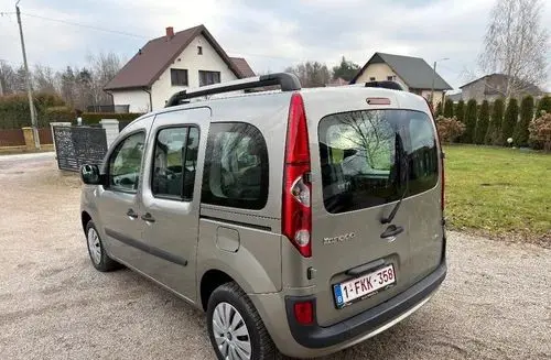 RENAULT Kangoo 