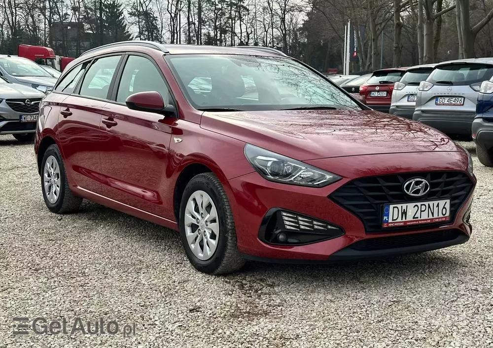 HYUNDAI I30 1.5 DPI Classic +