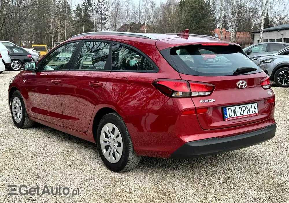 HYUNDAI I30 1.5 DPI Classic +