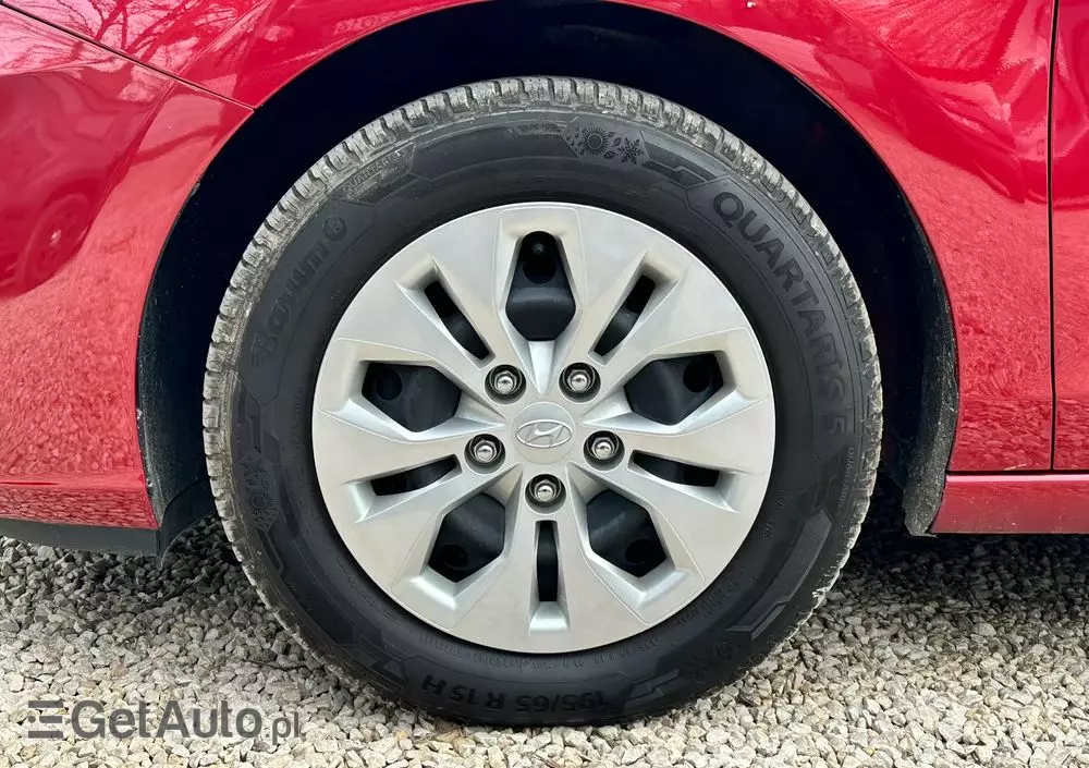 HYUNDAI I30 1.5 DPI Classic +