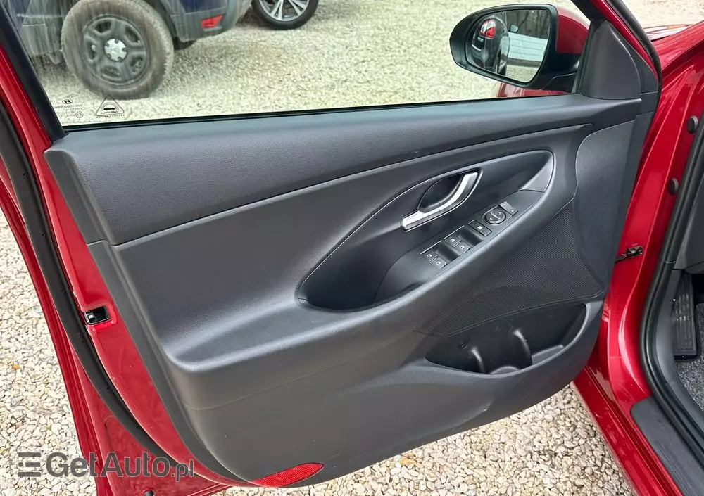 HYUNDAI I30 1.5 DPI Classic +