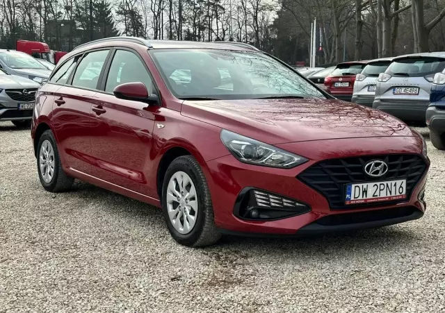 HYUNDAI I30 1.5 DPI Classic +