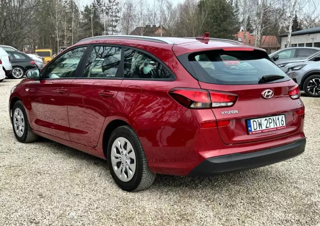 HYUNDAI I30 1.5 DPI Classic +