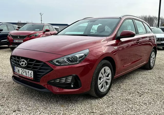 HYUNDAI I30 1.5 DPI Classic +