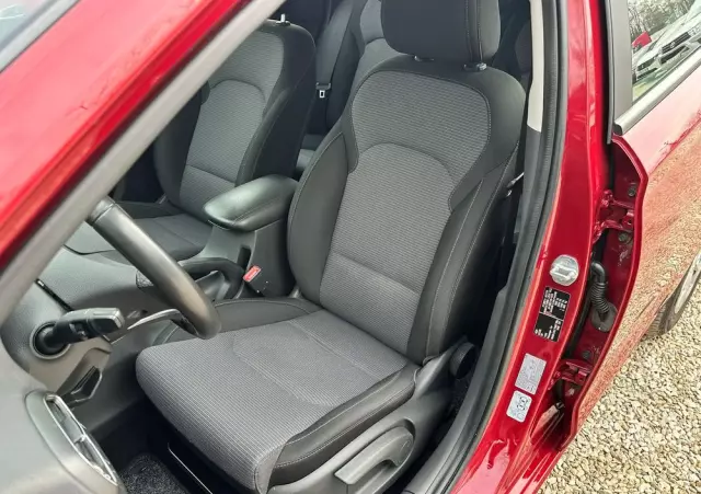 HYUNDAI I30 1.5 DPI Classic +